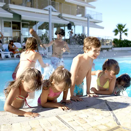 מלון דירות Casa Del Mar 3*