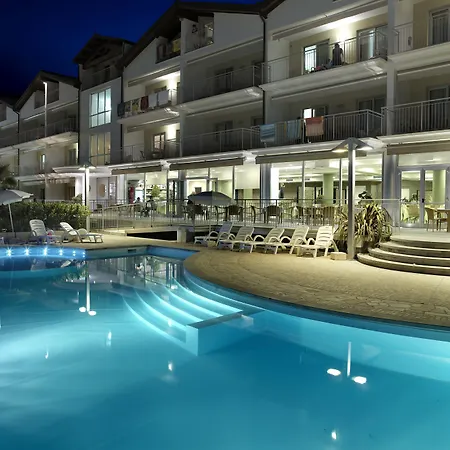 Casa Del Mar - & 3*