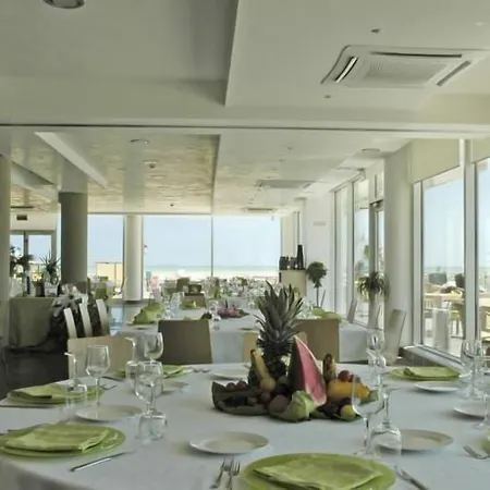 Casa Del Mar Апарт-отель