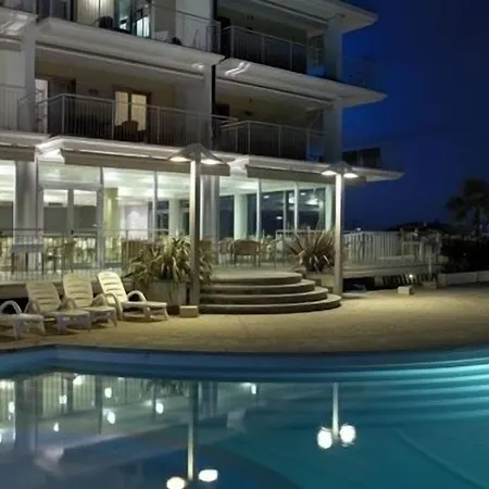Casa Del Mar - &