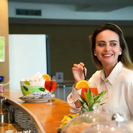 Lägenhetshotell Casa Del Mar Roseto Degli Abruzzi