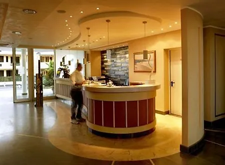 Casa Del Mar