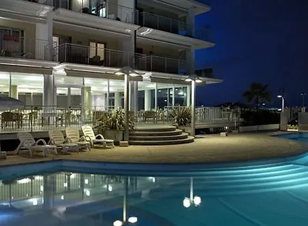 Casa Del Mar