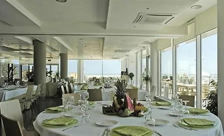 Casa Del Mar