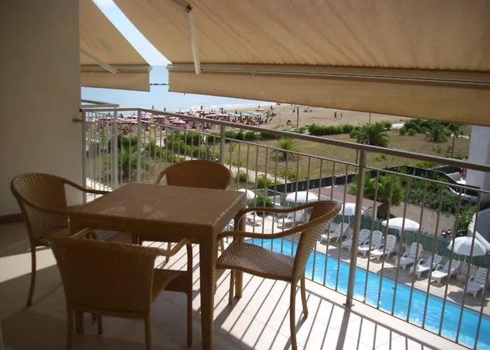 Apartahotel Casa Del Mar