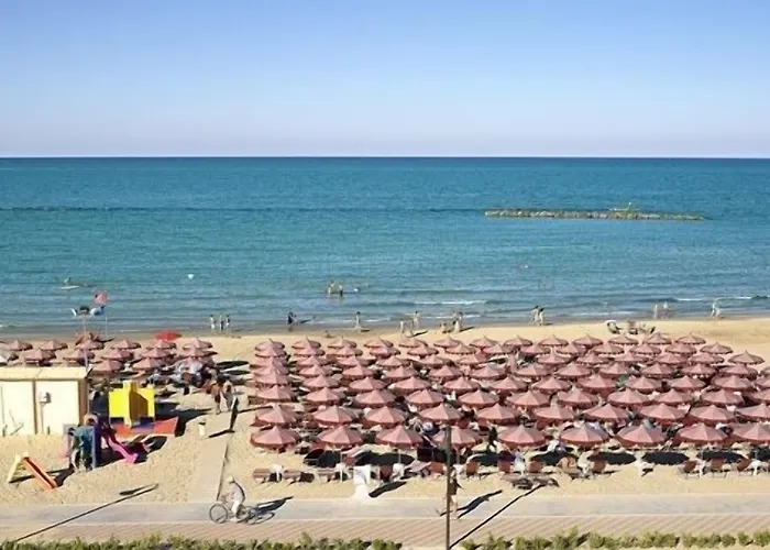 Apartahotel Casa Del Mar 3*