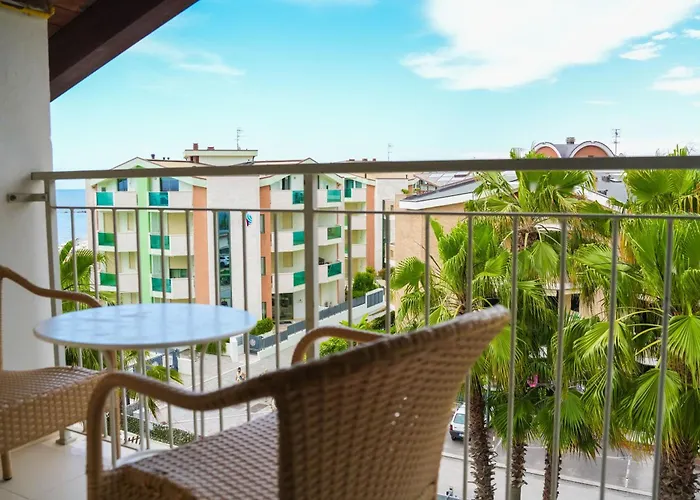 Casa Del Mar Aparthotel 3*