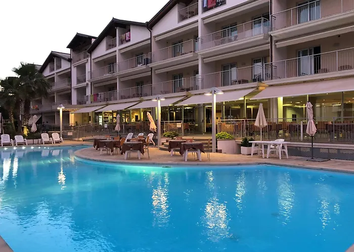 Aparthotel Casa Del Mar 3*